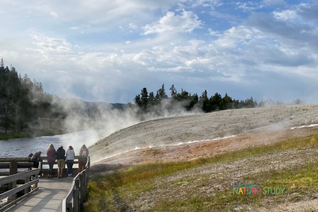 Ready to enjoy a trip to a national park? Use this guide to national parks nature study for your homeschool and enjoy nature study learning while you explore the great outdoors!